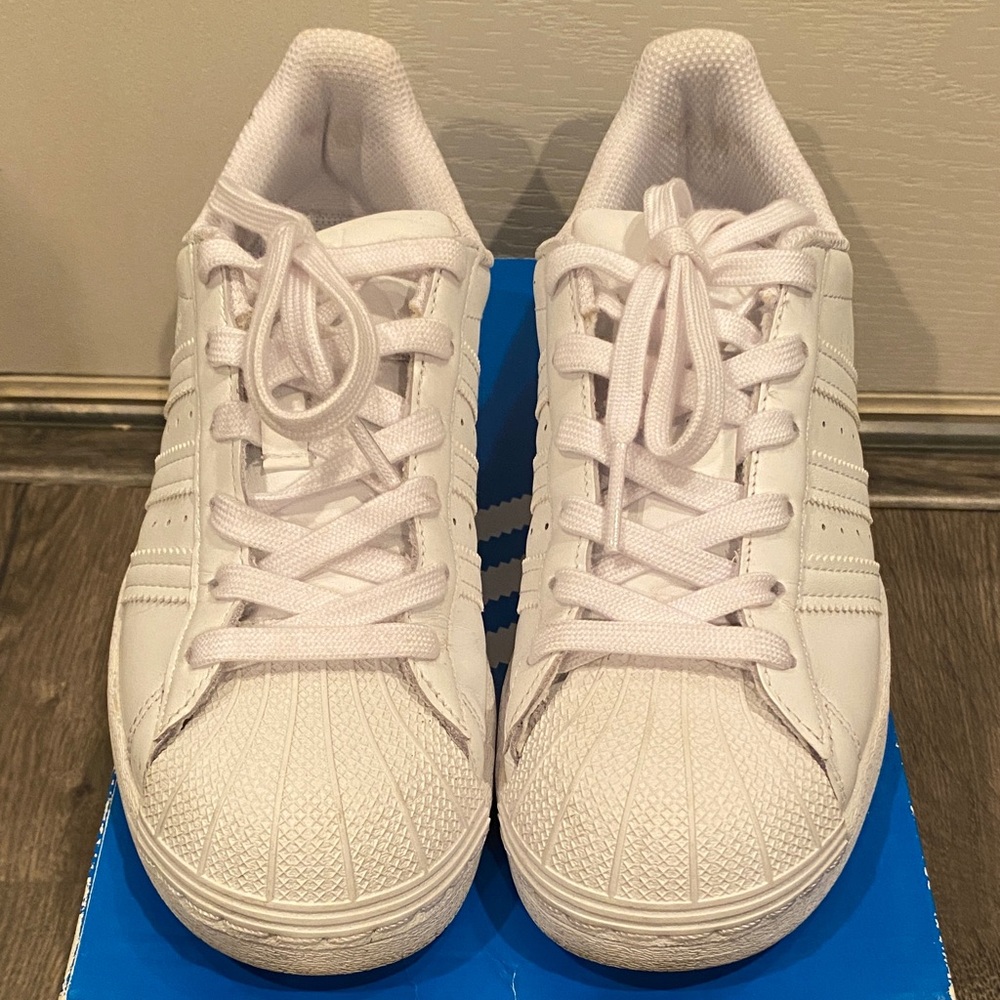 Adidas All-White Classic Sneakers